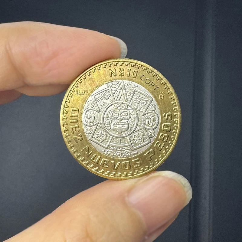 Slide image b01b8f90f3da40308dda5d01853044cc