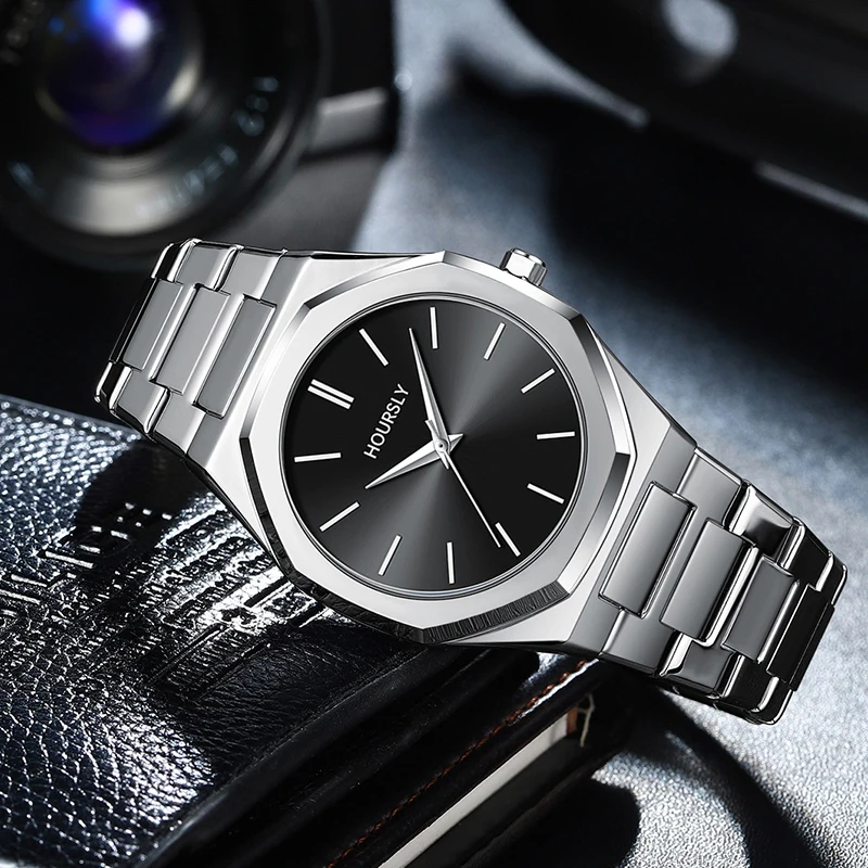 Men's Luxury Gold Quartz Wristwatch with Stainless Steel Band