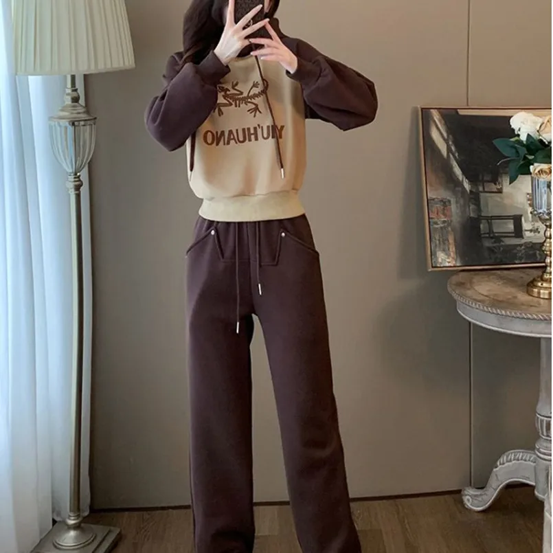 Outwear Plush Sports Pants Set for Women's Winter 2024 New Loose and Thickened Fashion Casual Sports Two-piece Set