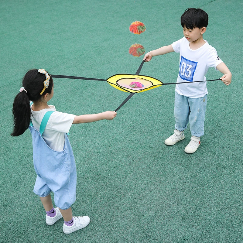 Jogando badminton ao ar livre quebra-cabeça em Infantil quebra