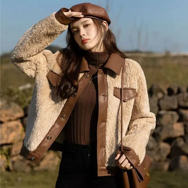 Women's Lamb Wool Coat 2022 Winter Single Breasted Leather Turn-down Collar Thickened Warm Outwear Office Lady