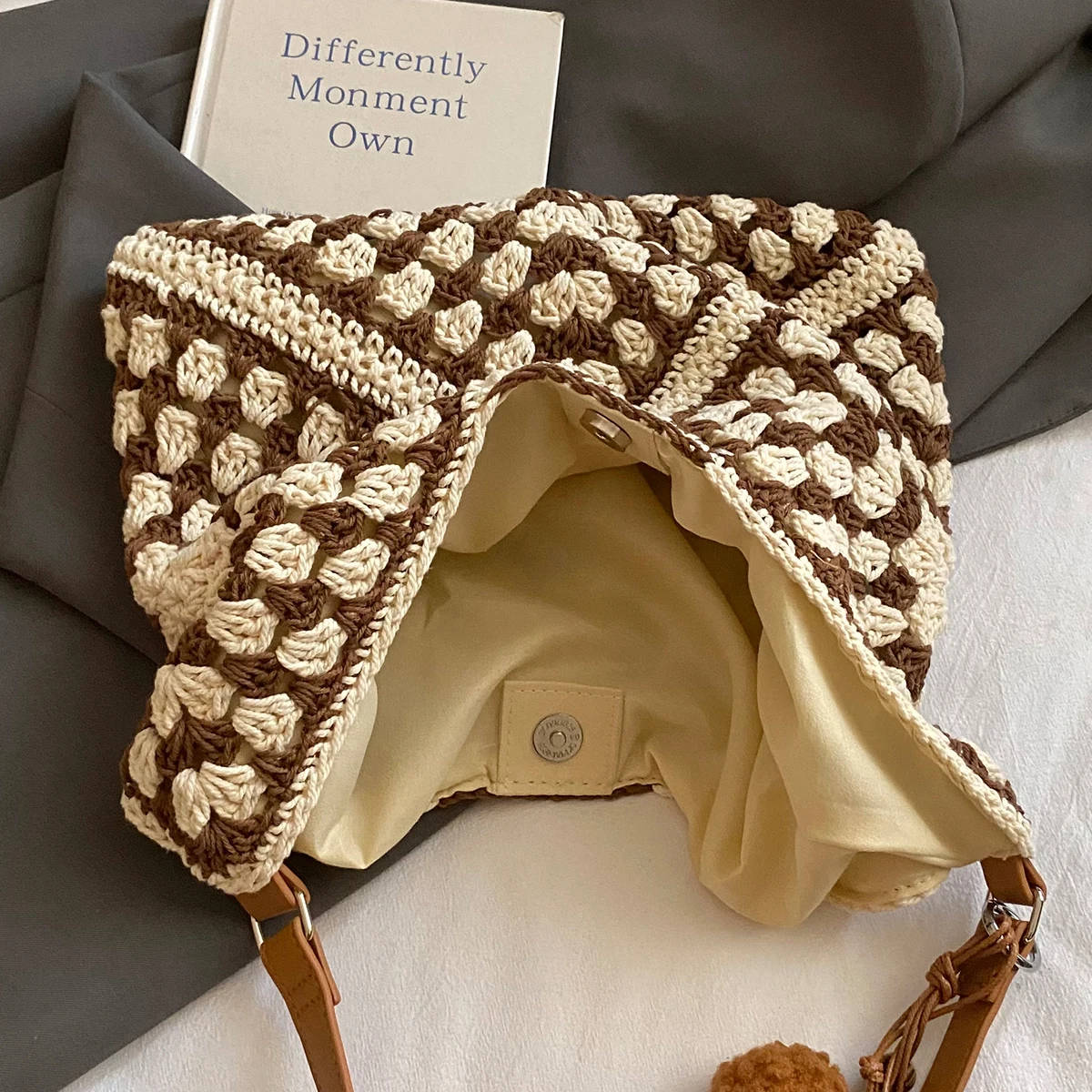 Winter Knitted Wool Bag for Women, Large Capacity, Commuter Shoulder Bag, Underarm Bag, Niche Versatile Handmade Woven Tote Bag for Shopping, College Students