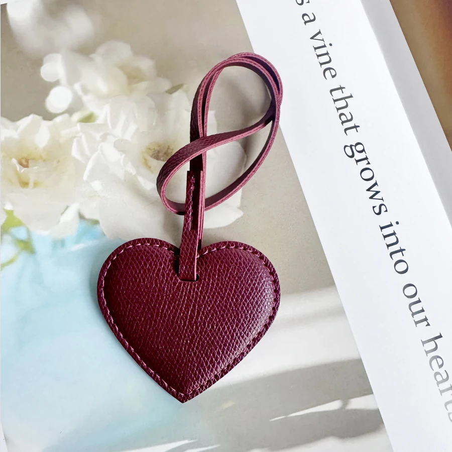 Personalized Five-Pointed Star Leather Keychain Pendant Gift