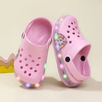 Sandales légères pour filles, chaussures de plage d'été pour enfants, imprimées de dessins animés roses, antidérapantes, Design classique, sabots décontractés pour enfants 3