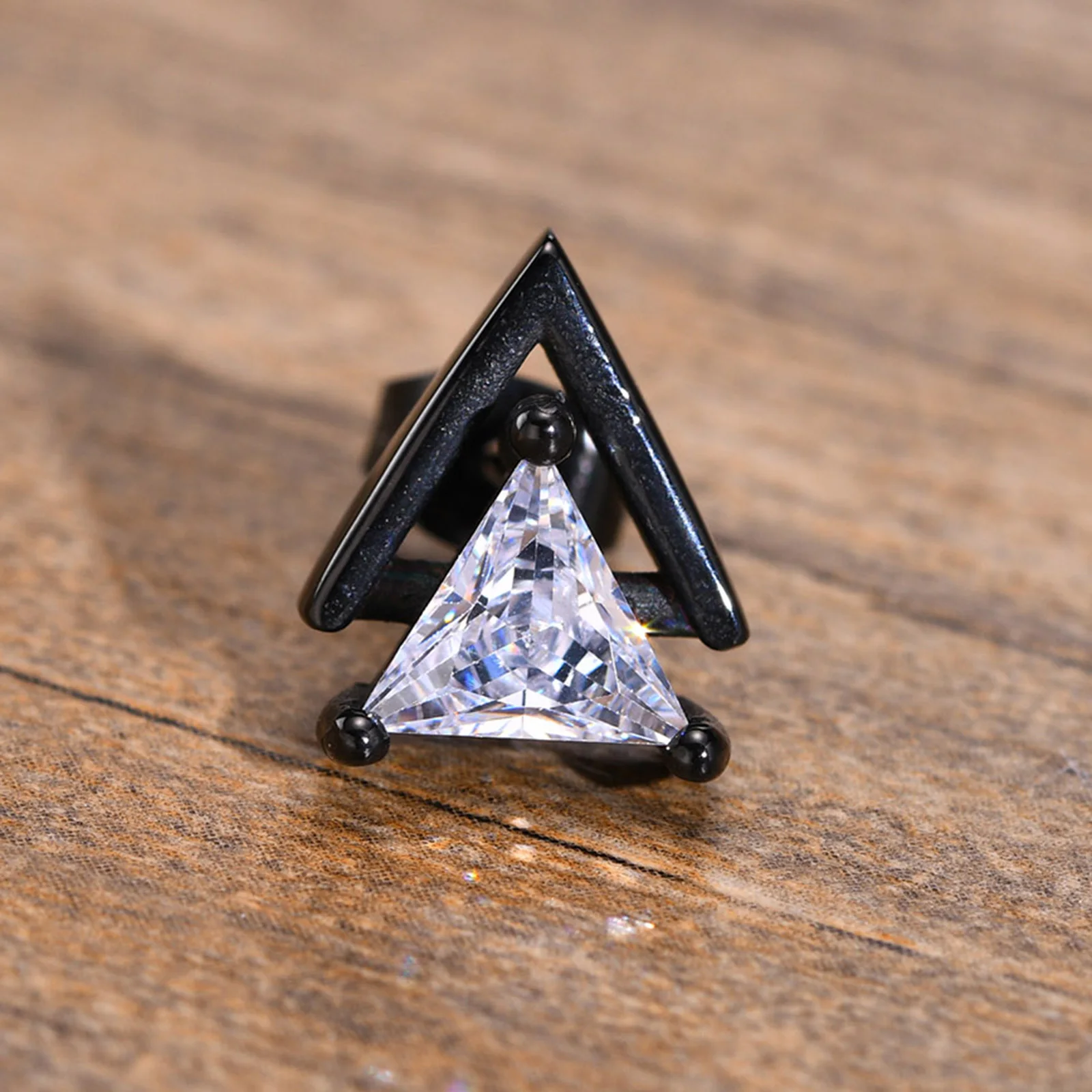 Dreieck-Ohrstecker, Herren-Ohrring, dreieckige Ohrstecker, CZ-Ohrringe, Edelstahl-Geometrie-Schmuck, einfache Ohrringe, alltäglicher Schmuck – Detail 3