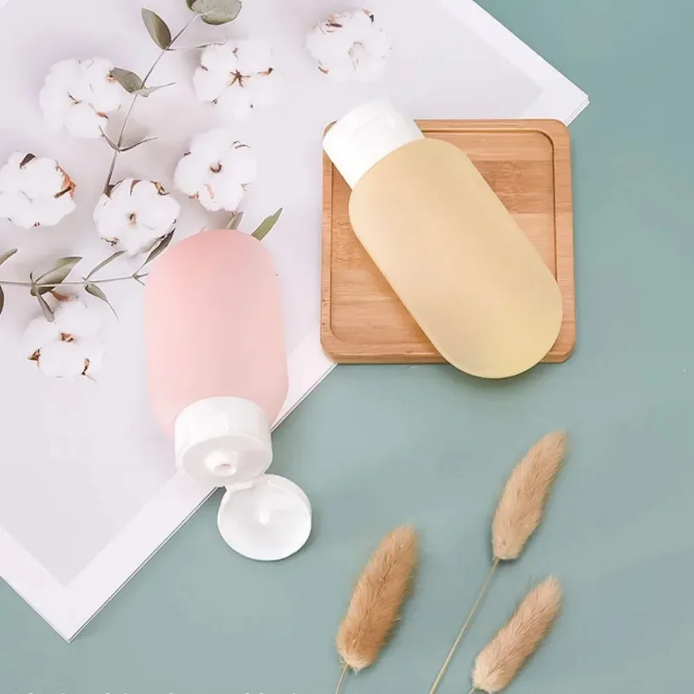 Refillable Squeeze Bottles, Portable Travel Bottles, Shampoo and Lotion, Travel Essentials, 60ml, 4 PCs/Set