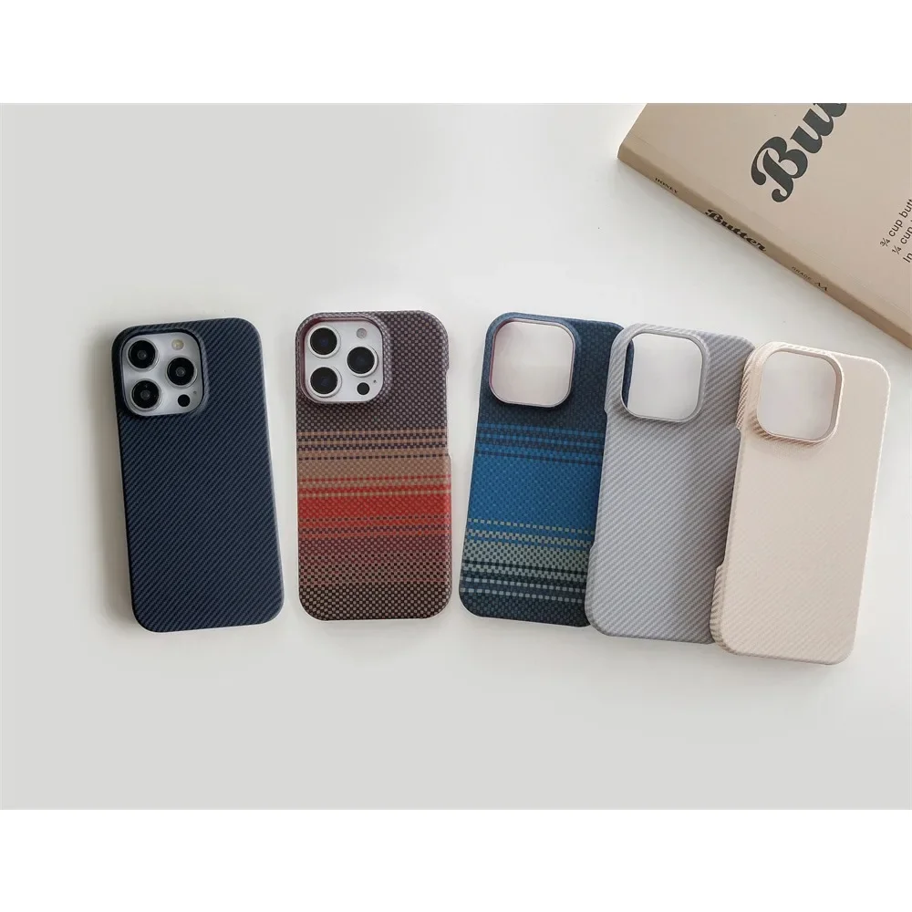 รูปสินค้า เคสโทรศัพท์ดีไซน์ล้ำ วัสดุเคฟลาร์ผสมหนังคาร์บอนไฟเบอร์