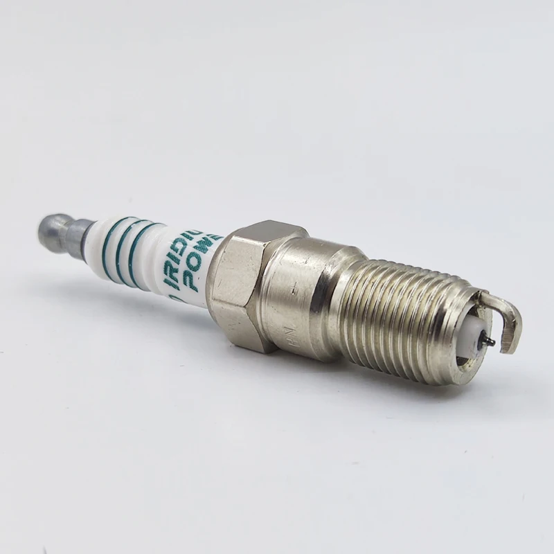 IT20-5326 Iridium Spark Plug for Chevrolet Peugeot Toyota Mazda Pontiac Ford Focus Mondeo Lotus L3 Volvo S40 CTS 4PCS