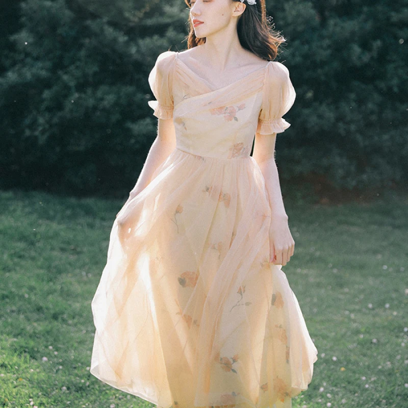 

2023 New Fairy French Retro Court Print Dress Summer Bubble Sleeve Fragmented Mesh Square Neck Dress Girl