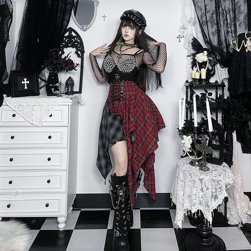 Women's American Vintage Dark Gothic Style Patchwork Skirt Irregular Plaid Y2K 2000s Subcultural Casual Streetwear 6