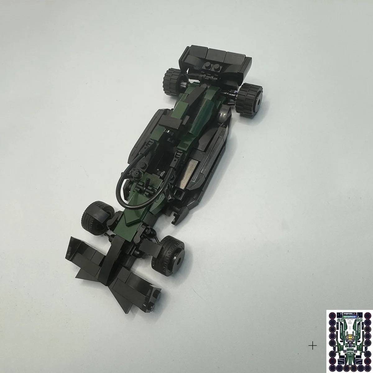 

298 шт. MOC с наклейками гоночные F1Speed чемпионы Мартин AMR24 строительные блоки DIY Головоломка Сборная модель игрушка кирпич праздничные подарки