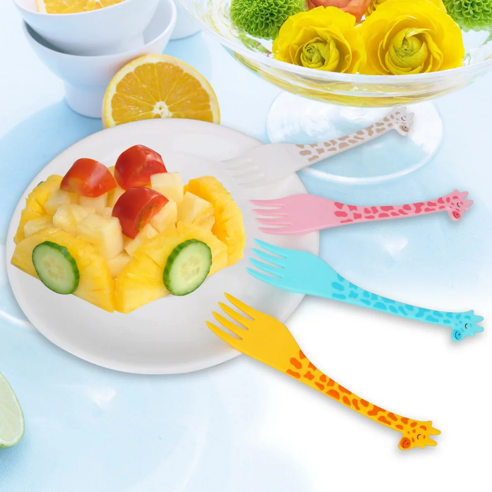 12-Piece Cartoon Giraffe Snack Toothpick Set - Fun Tableware Food Picks