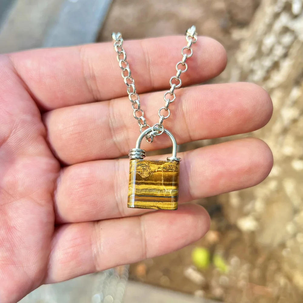 padlock pendant necklace