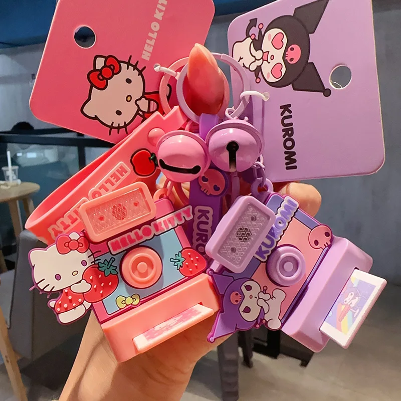 サンリオ ハローキティ クロミ ぬいぐるみ キーホルダー カメラ まとめて Sanrio Hello Kittyイミテーションポライドカメラキーホルダー