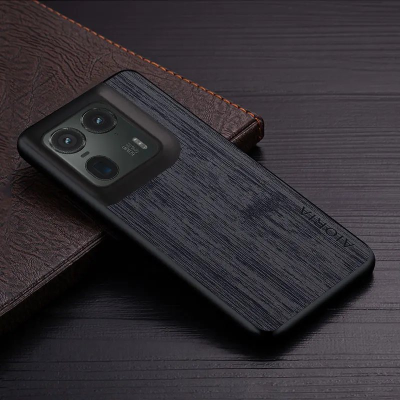 Luxurious Bamboo Wood Pattern Leather Phone Case