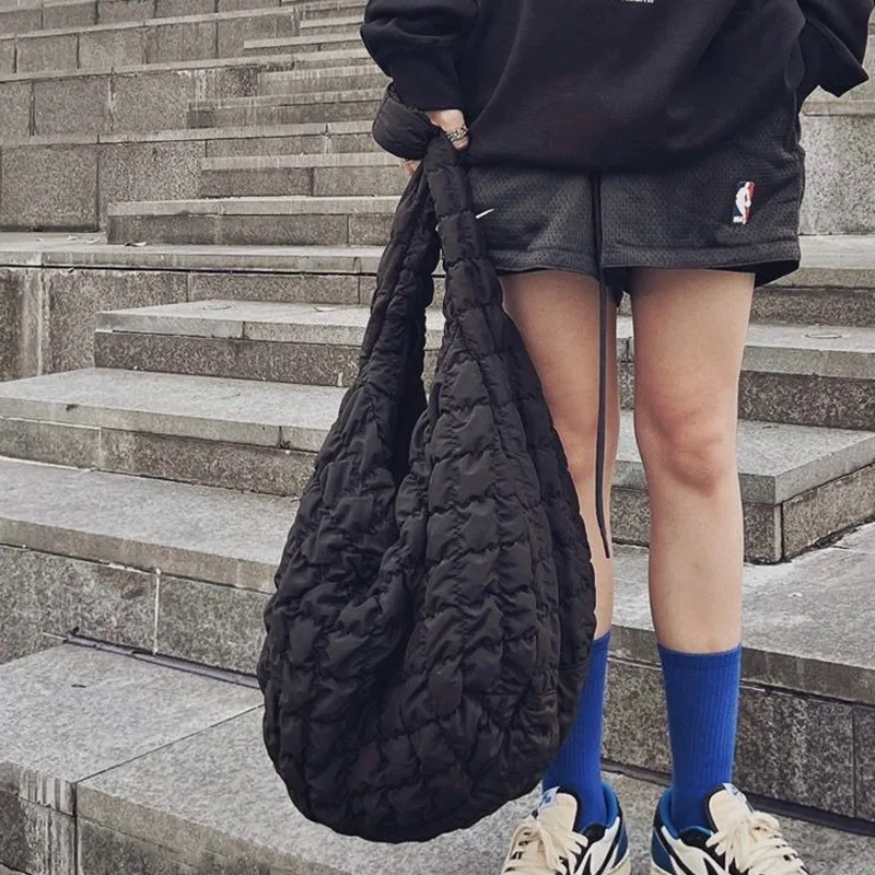 Overlarge Padded Shoulder Bag Puffy Cotton Crossbody Bags for Women Handbag Luxury Designer Quilting Dumpling Cloud Bag Tote New