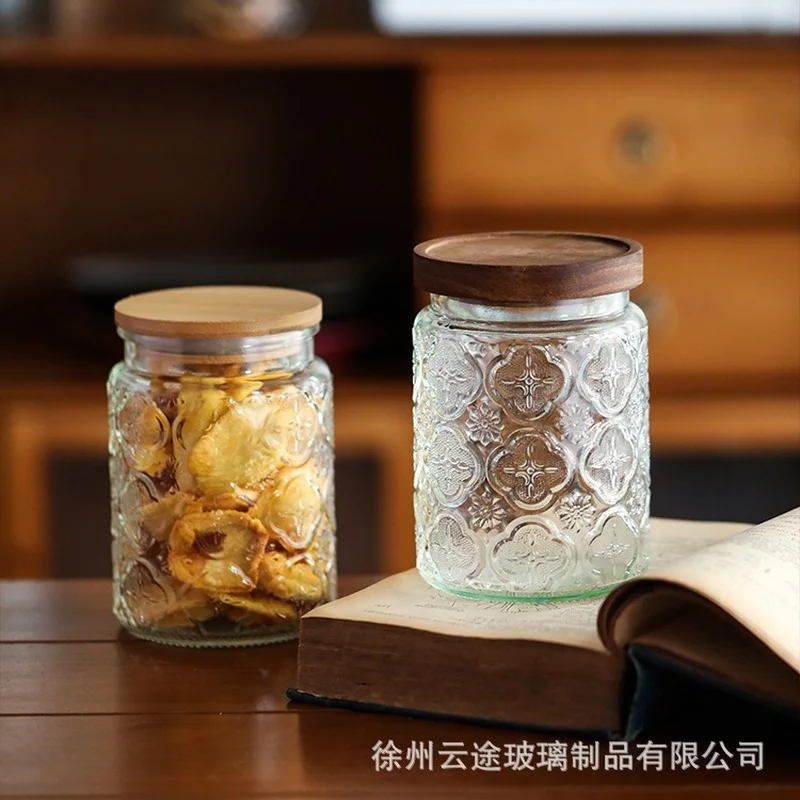 https://ae01.alicdn.com/kf/Se4b0049c46f14c00b9caf78297937049f/Vintage-Window-Grilles-Glass-Jars-with-Wooden-Lids-Coffee-Beans-Kitchen-Storage-Jars-Airtight-Glass-Containers.jpg