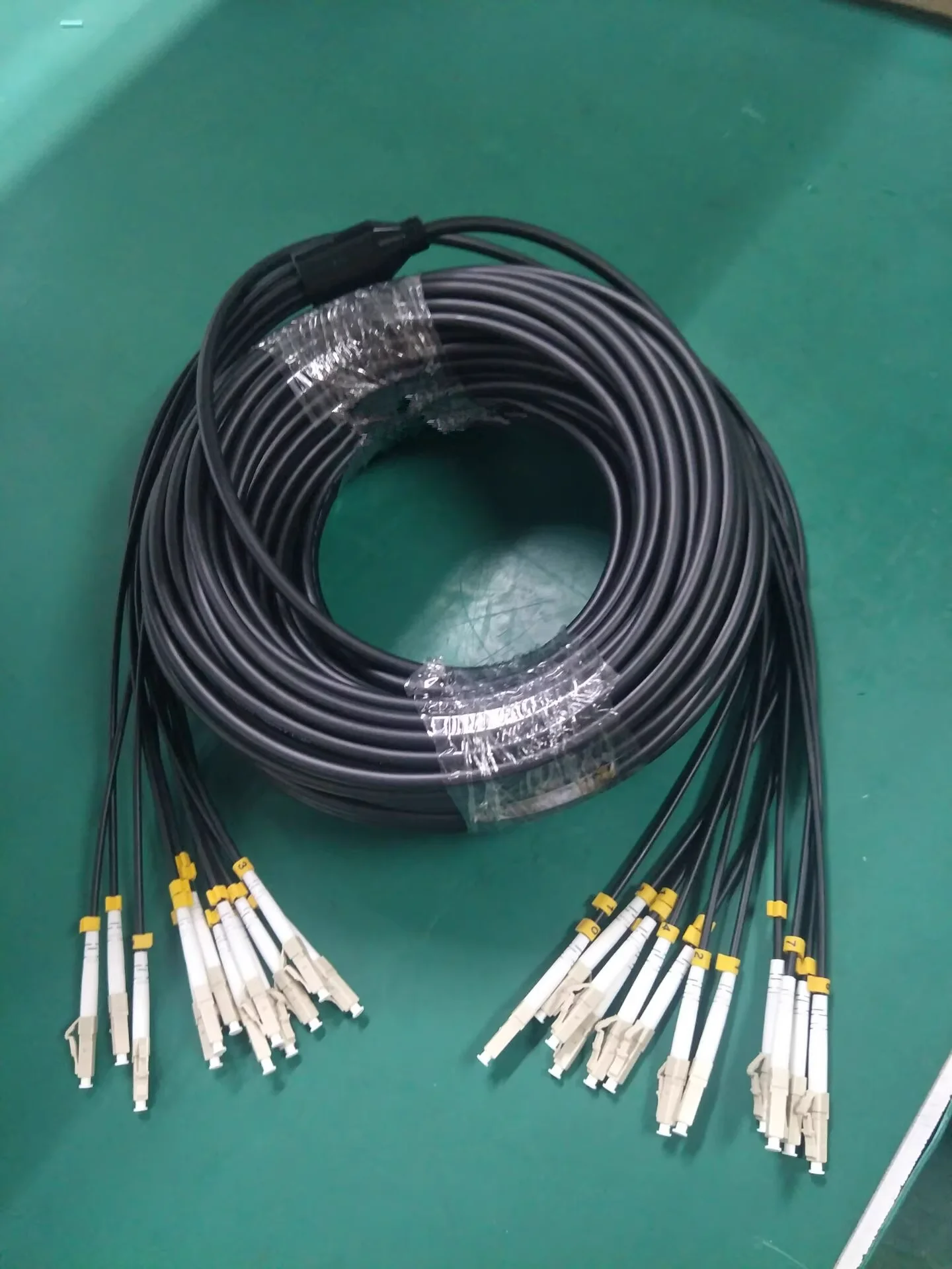 TPU Armored Fiber Optic Cables,OM3 Multimode, 2/4/6/8/12 Cores,LC,SC,FC,ST,UPC,cable fibra optica internet,FTTH,100m,120m,150m