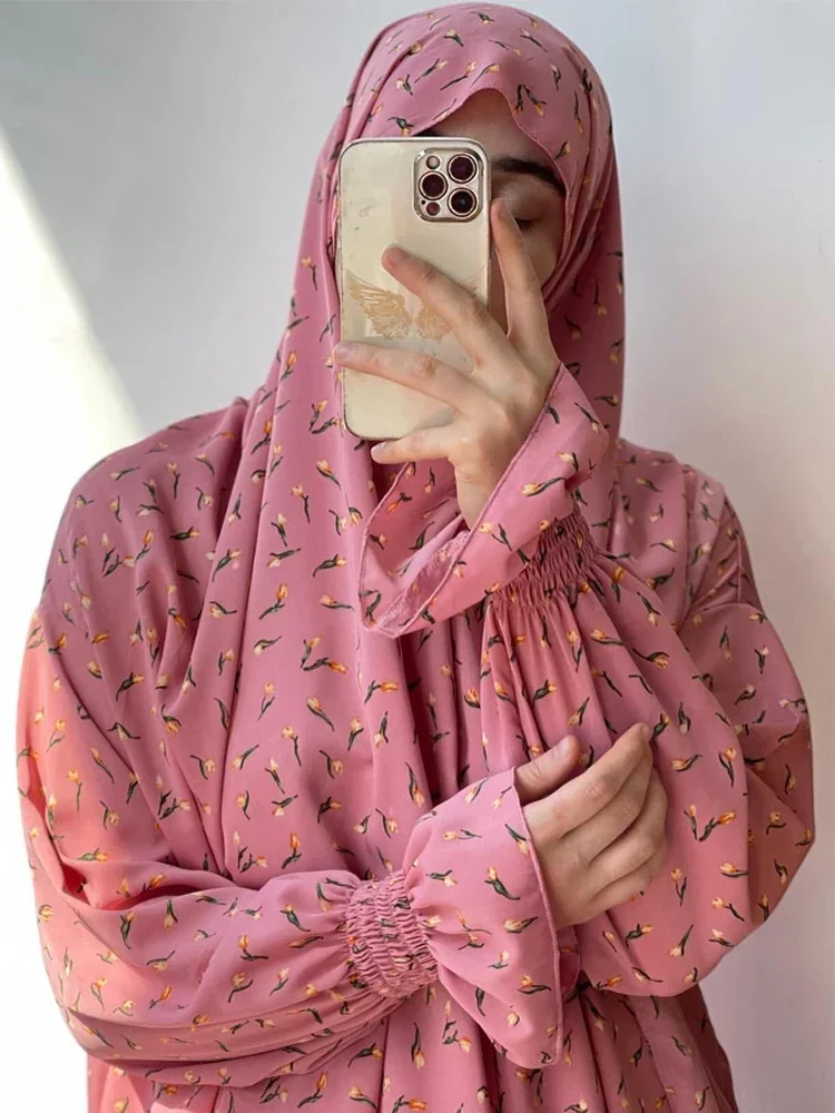 Jilbab One Piece Printed Prayer Dress Muslim Abaya with Integrated Veil Islamic Jilbabs for Women Ramadan Modest Outfit Dubai
