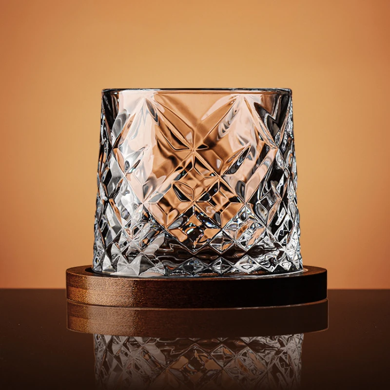 Vintage Rotating Whisky Glass Cup with Bamboo Base Spinning Top Stress Relief Wine Enjoyable Cups Home Bar Drinking Utensils