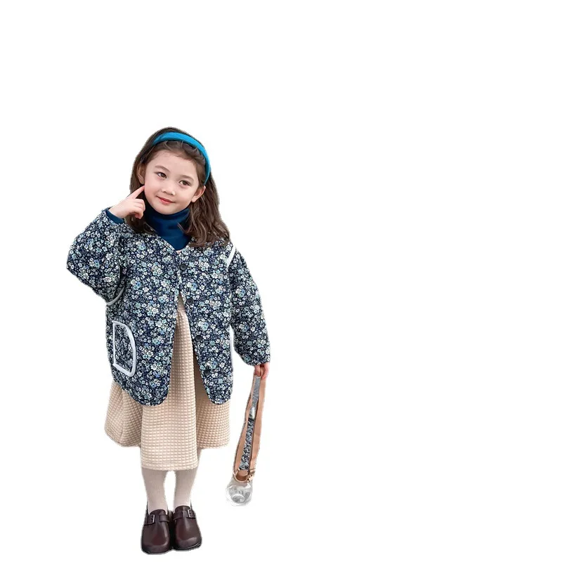 Children's Retro Style Blue Floral Quilted Edge Wrapped Cotton Jacket for Girls, Fashionable and Versatile