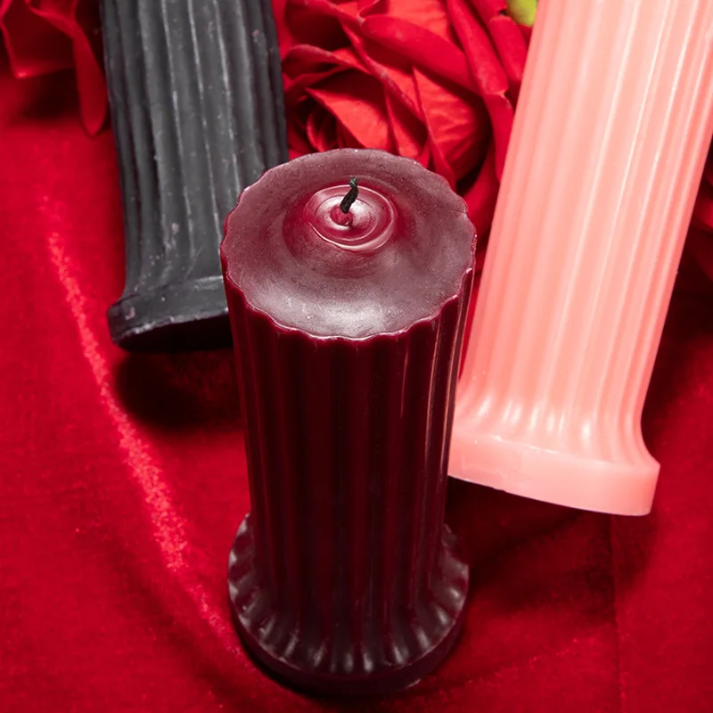 AdultsmToy Sexy Low Temperature Cylindrical Striped Candle Couple Foreplay Alternative Training Wax Drip Props Can Be Sent on Be