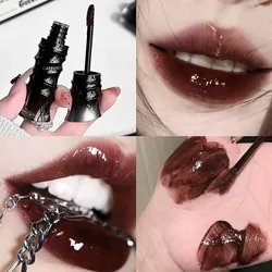 Intense Mirror Shine Moisturizing Lip Glaze in Rich Cherry Red (06)