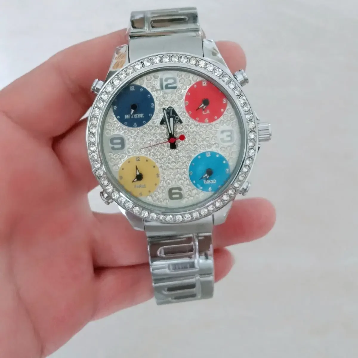 Czech Leopard Watch Five Time Zones Men's Watch Non mainstream Hiphop Hiphop Belt Watch