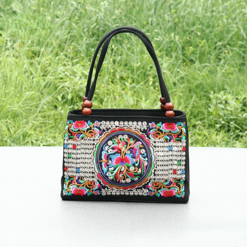New Fashionable Flow Large Capacity Casual Lightweight Double Zippered Embroidered Bag