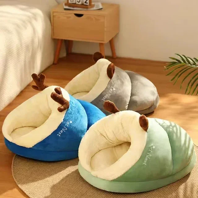 Winter Warm Small Dog Kennel Bed Breathable Dog House Cute Slippers Shaped Dog Bed Cat Sleep Bag Foldable Washable Pet House 2