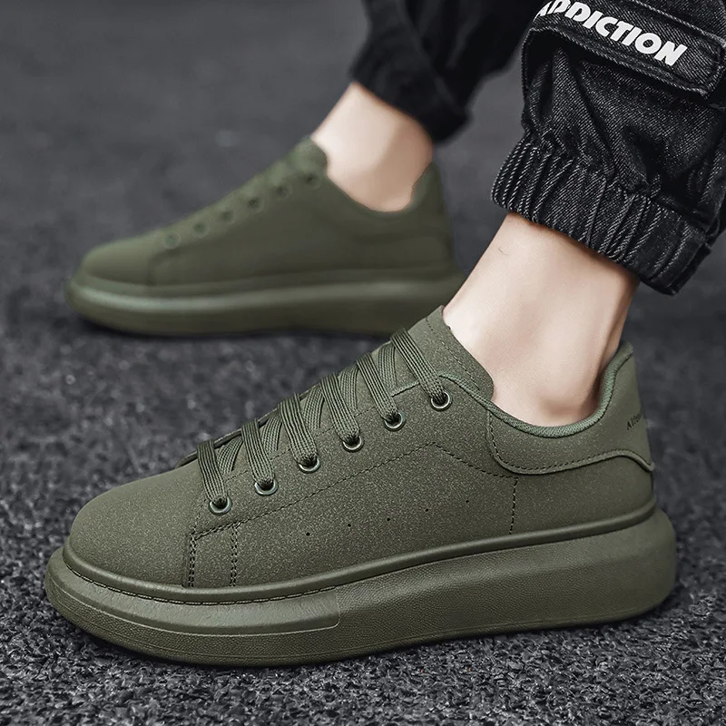 Classic Khaki Platform Sneakers For Men Fashion Luxury Brand Women Sneakers Lightweight Breathable Suede Men Casual Sports Shoes