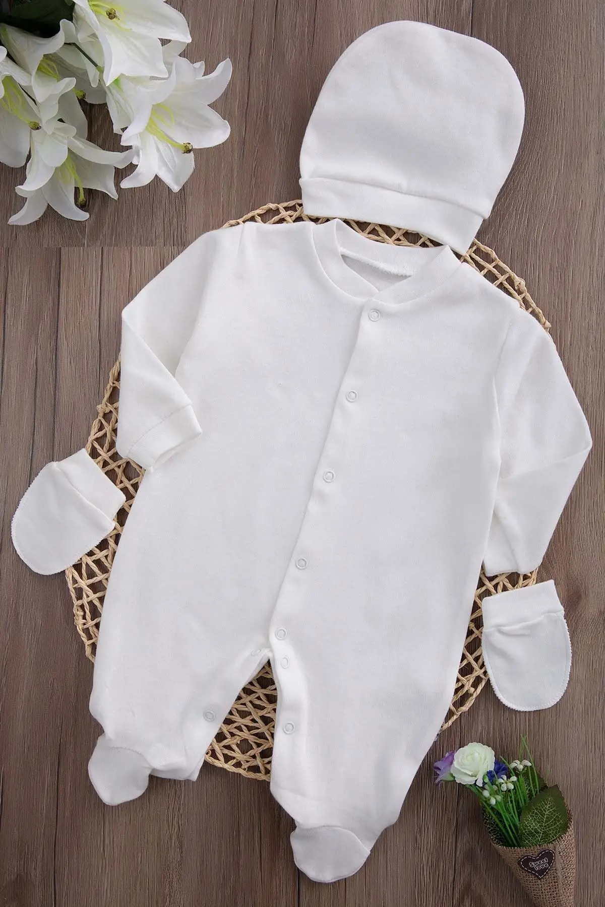 

White Baby 3 PCs Rompers