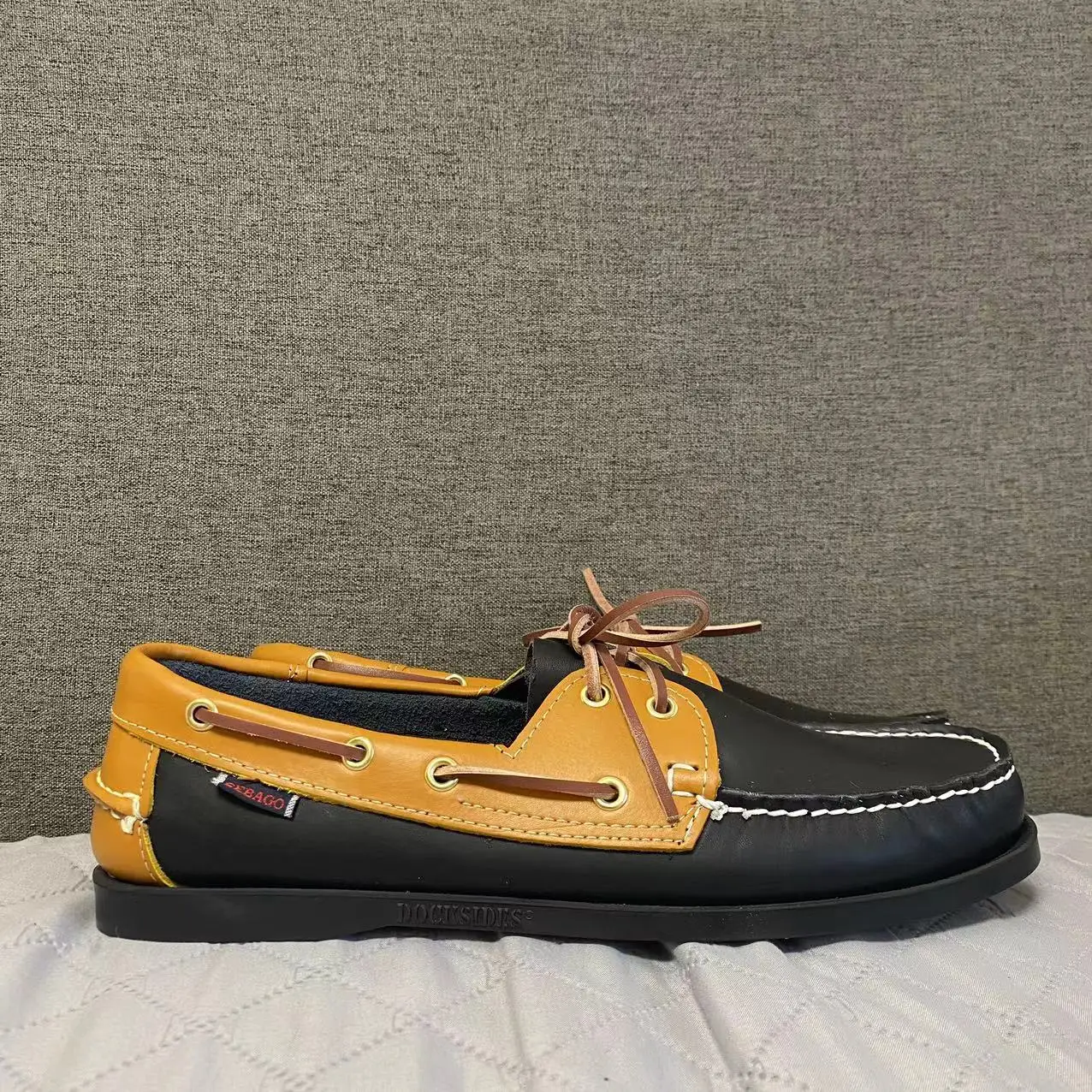Sebago Men Homme Authentic Docksides Shoes - Premium Leather Moc Toe Lace Up Boat Shoes 107A