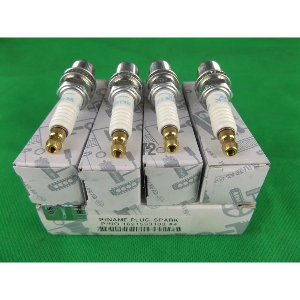 

Для оригинального MB VAN MB100 & MB140 2.3L бензиновая Свеча зажигания всех моделей 1621593103