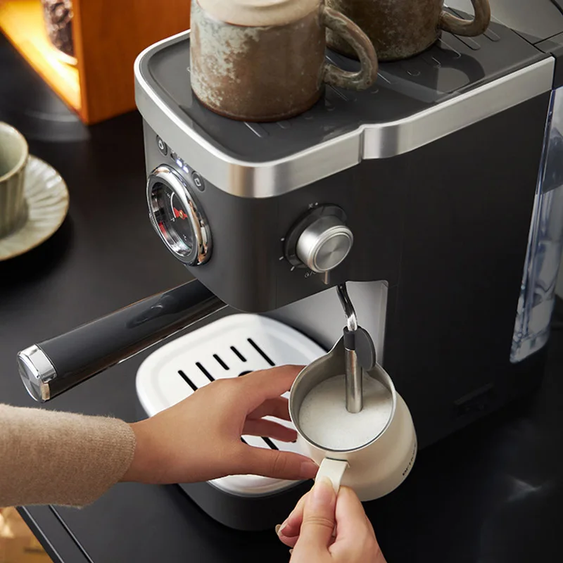 House small Italian coffee machine 20Bar pressure temperature visual automatic intelligent extraction milk frother coffee maker