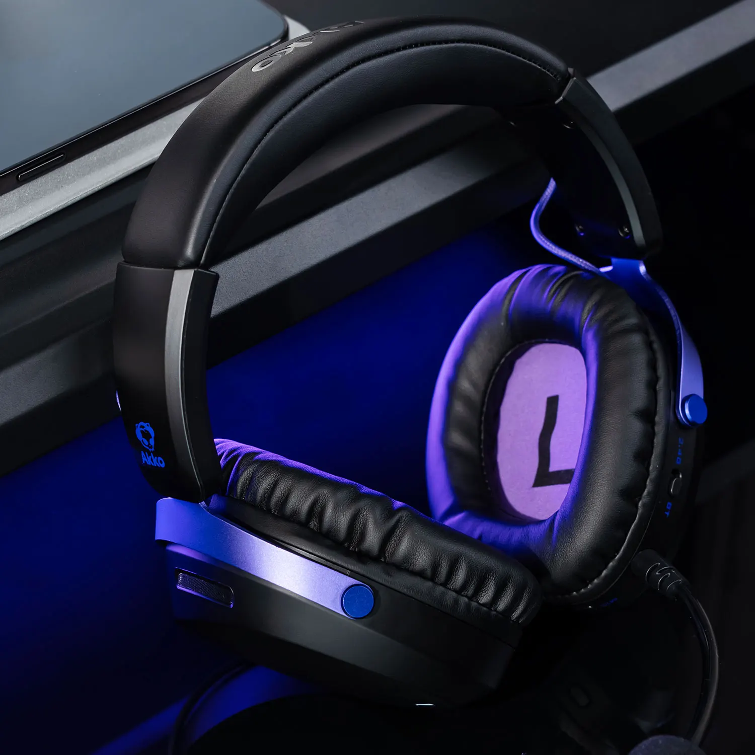 Akko GH300 Gaming Wireless Headphone with Mic Over-Ear Headset 7.1 Virtual Surround Sound Quad-Mode Head-mounted for Music Game