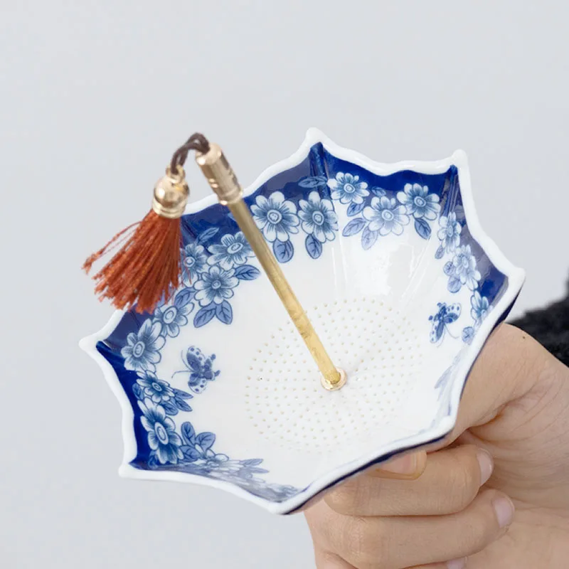 Creative Blue and White Umbrella Tea Strainer Ceramic Tea Filter Screen Tea Ceremony Accessories Table Decorations Ornaments