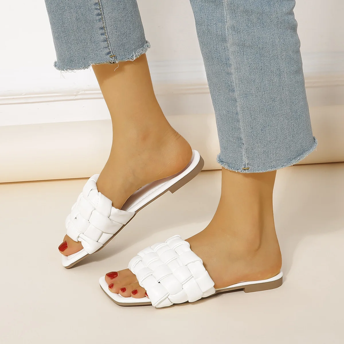 Women's Flats Slippers 2022 Summer New Shoes Woman Casual Breathable Weave Candy Color Ladies Slippers Large Size Outdoor Slides