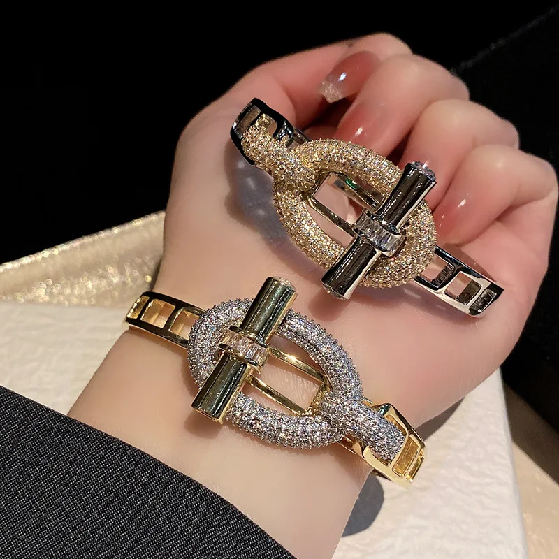Nuevo Brazalete de Diseño Moderno y Elegante, Chapado en Oro de 18K, Estilo Esqueleto, para Mujer