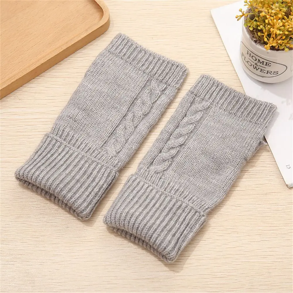 

1 Pair Wrist Arm Knitted Mitten Long Knitted Gloves Autumn Women Wool Arm Warmers Winter Ladies Fingerless Gloves Button