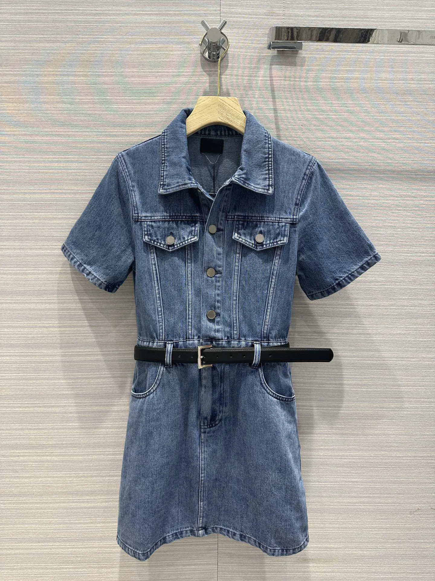 

2023 Vintage wash water Blue Enzyme wash water soft denim shirt collar dress
