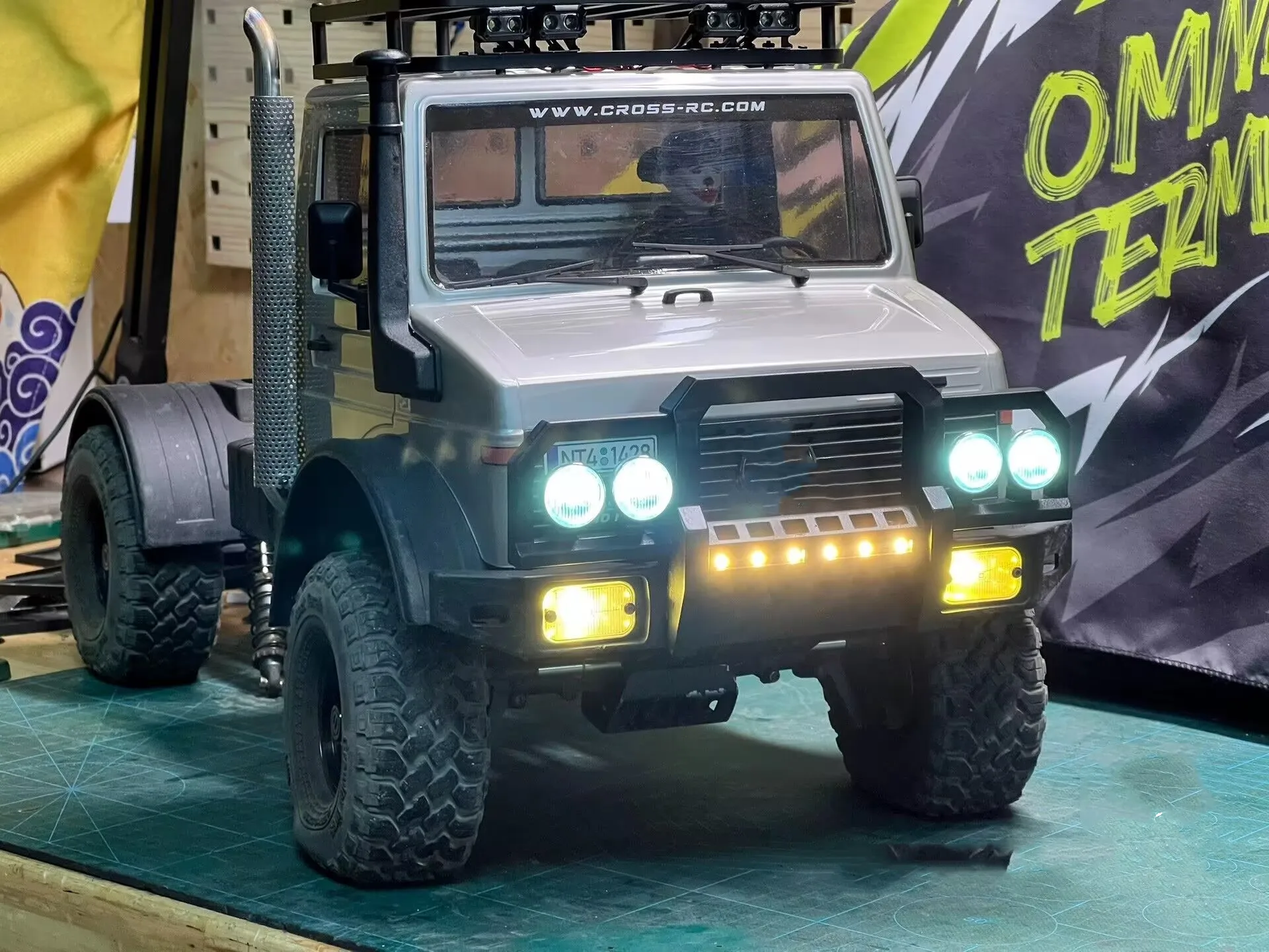 Wheelbase 313mm 1/10 RC unimog U4000 u5000 ABS Hard Body For