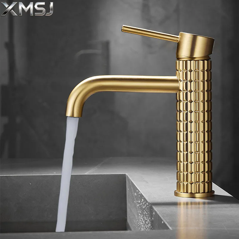 ก๊อกน้ำอ่างล้างหน้าสีทองขัดเงาและสีดำ - ก๊อกน้ำผสมร้อนเย็นแบบโครเมียม, ก๊อกน้ำอ่างล้างหน้าในห้องน้ำพร้อมฟังก์ชั่นผสม 1