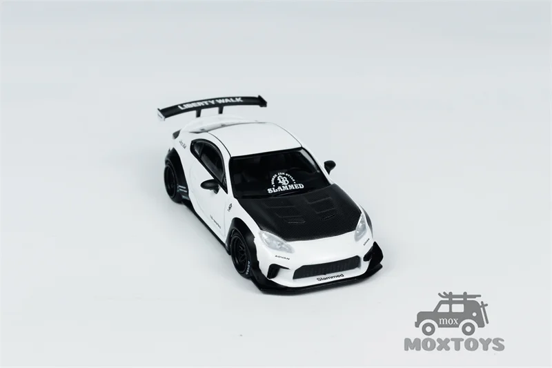 MINI GT 1:64 GR86 LB Nation White LHD Diecast Model Car 2