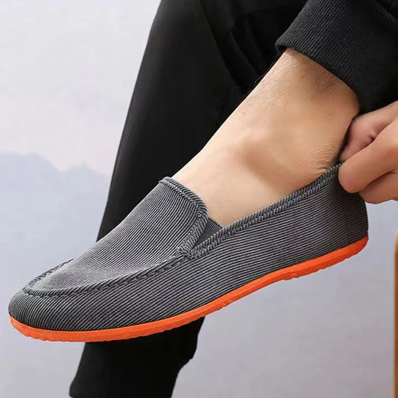 

2023Man's Big Size Loafers Shoes Flats Slippers Fabric Slip-on Men Gommino Driving Shoes Fashion Summer Style Soft Moccasins