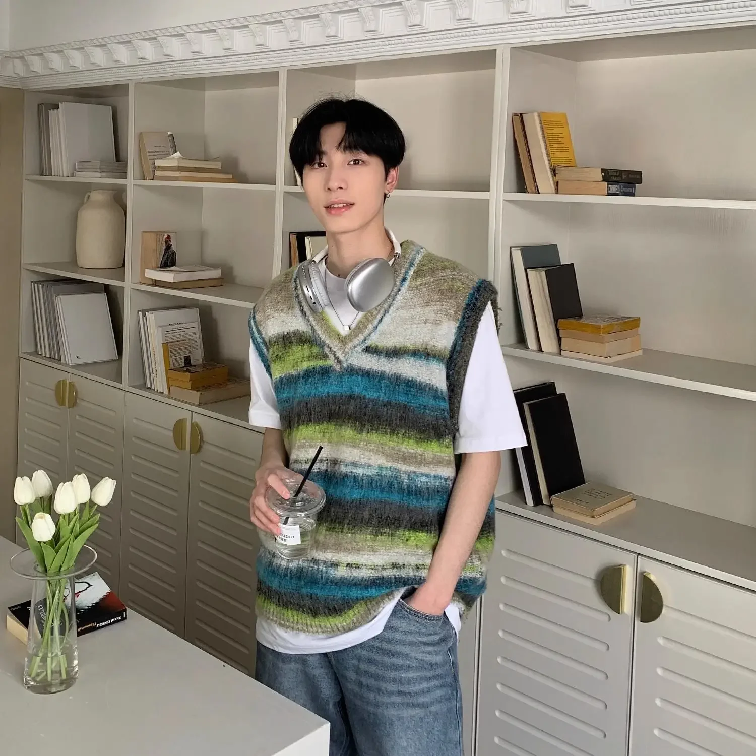 Vintage Korean Fashion Sweater Man Popular Clothes Waistcoat Sleeveless Reviews Cashmere Casual High Quality Knit Vests for Men