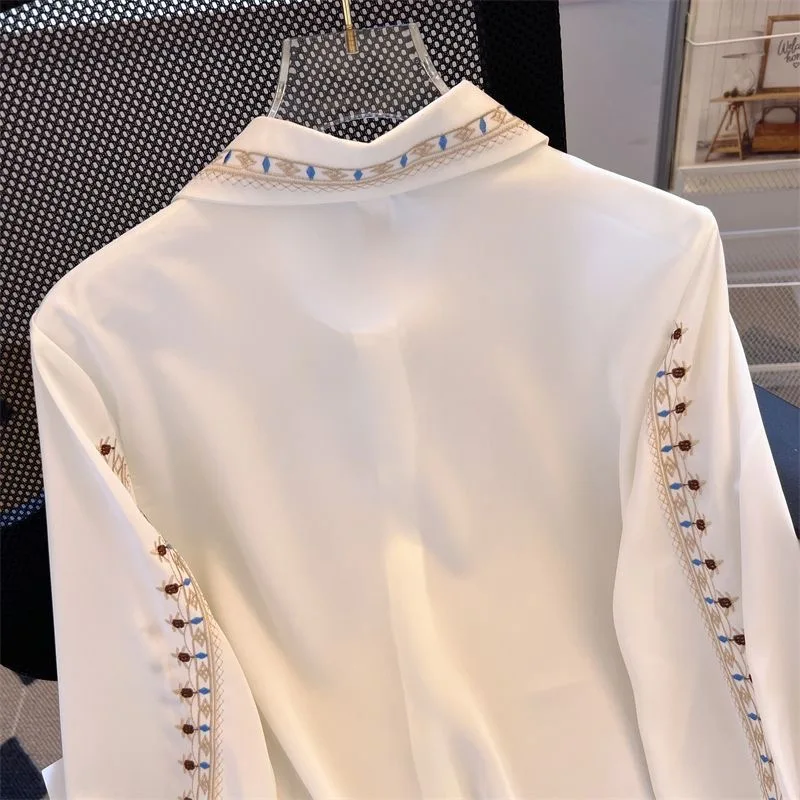 수 놓은 여성은 모든 경기 고품질 여성 우아한 블라우스 숙녀 작업복 셔츠 흰색 꽃 Clothings 쉬폰 탑