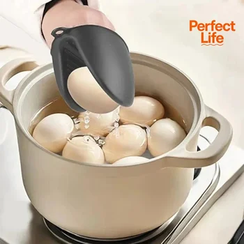 Silicone Pinch Oven Mitts 3
