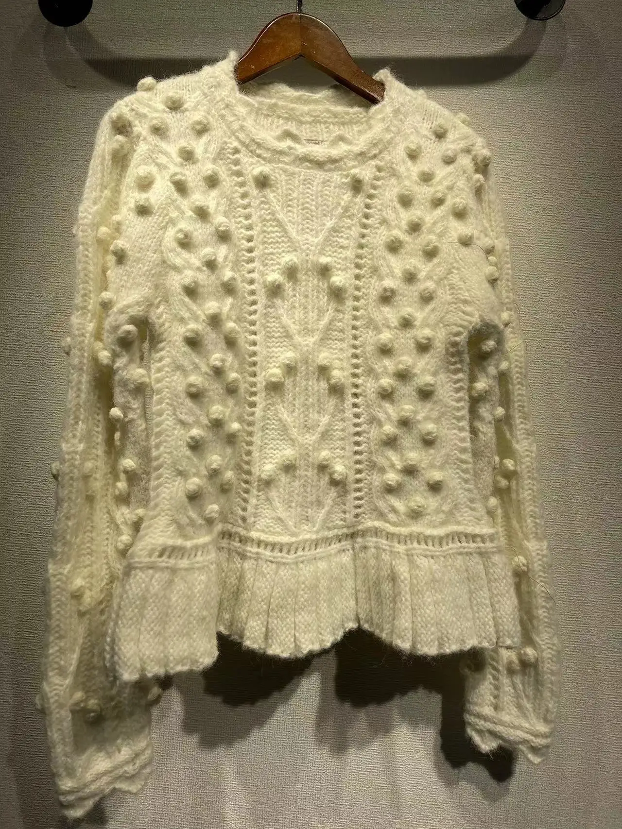 

Women Sweater Three-Dimensional Decoration O-Neck Long Sleeve Ruffles Hem Sweet Pullover