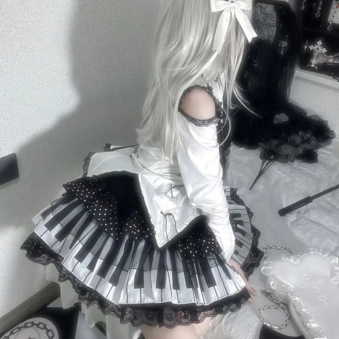 Spicy Girl Punk Middle Black and White Piano Key Polka Lace Short Skirt Dutch Piano Cake Skirt